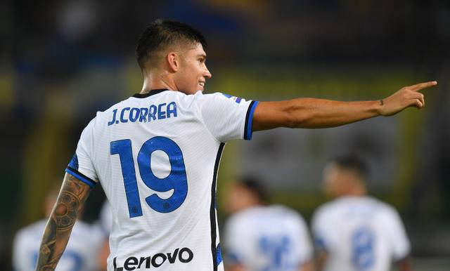 关于国际米兰客胜维罗纳，继续领跑积分榜的信息