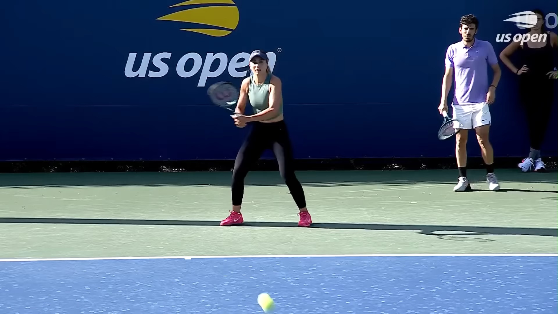 包含美网险胜联合杯，西西帕斯刷新纪录的词条