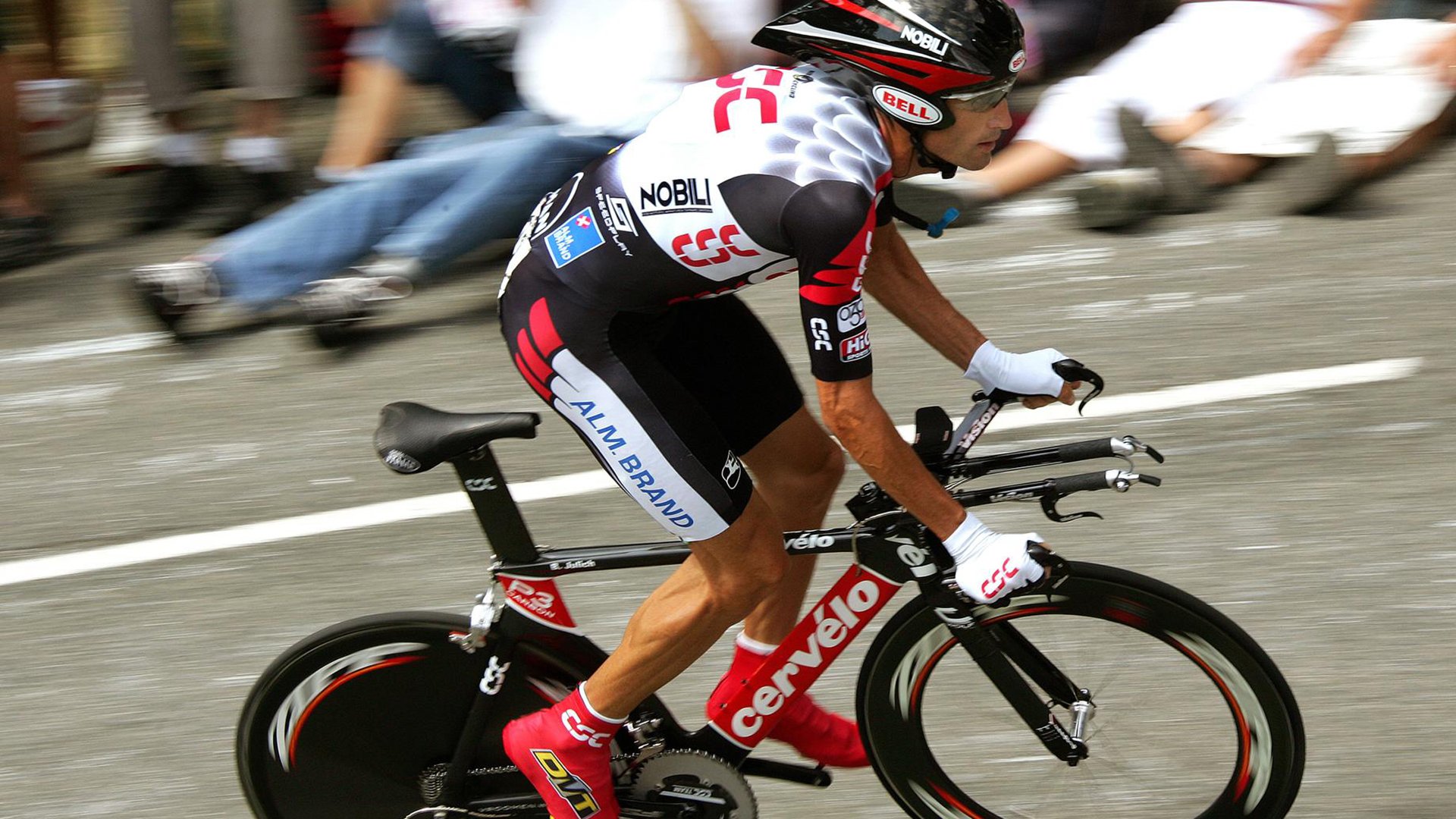 篮网掀翻火箭，贝恩成为全场焦点，新星的崛起与战术的胜利