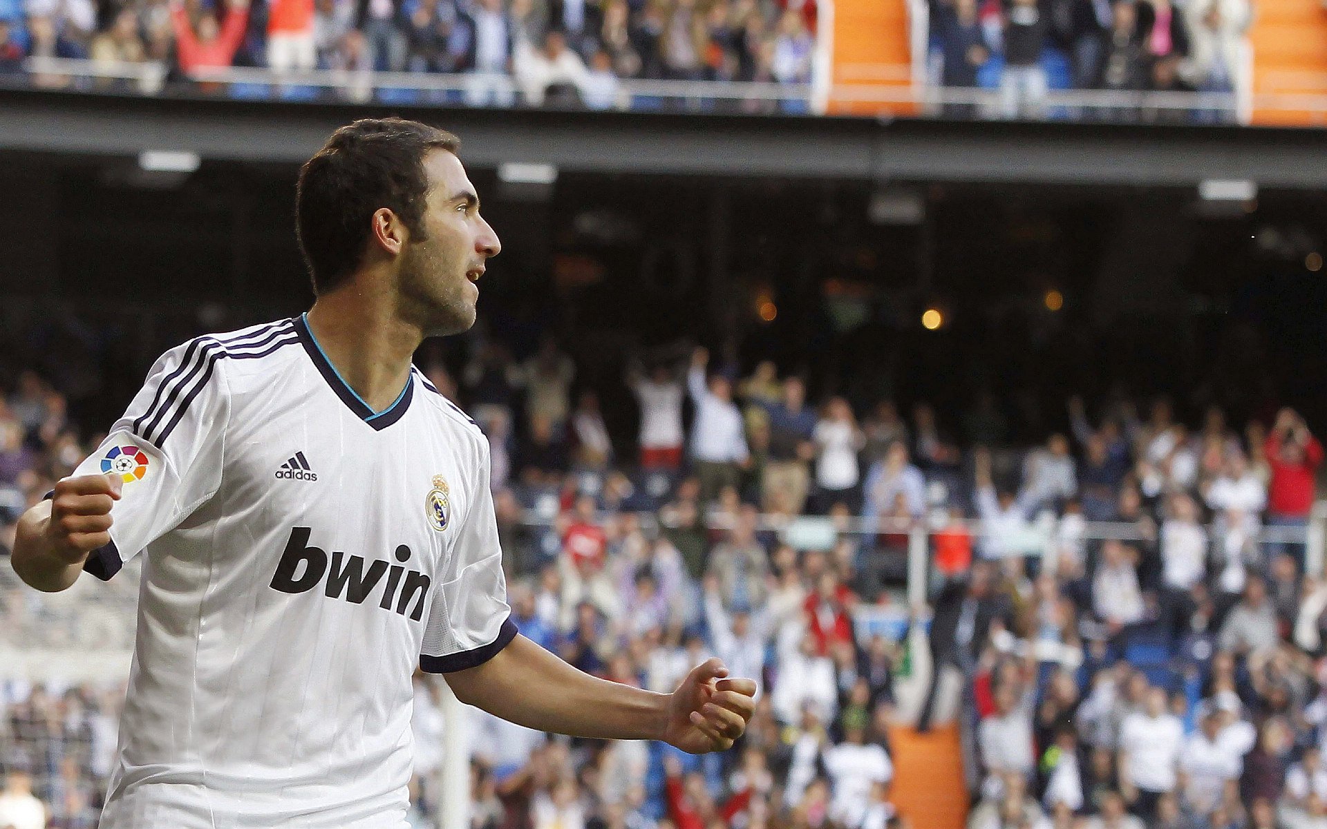 绿茵双城记,贝蒂斯奇迹与范戴克的安菲尔德之夜