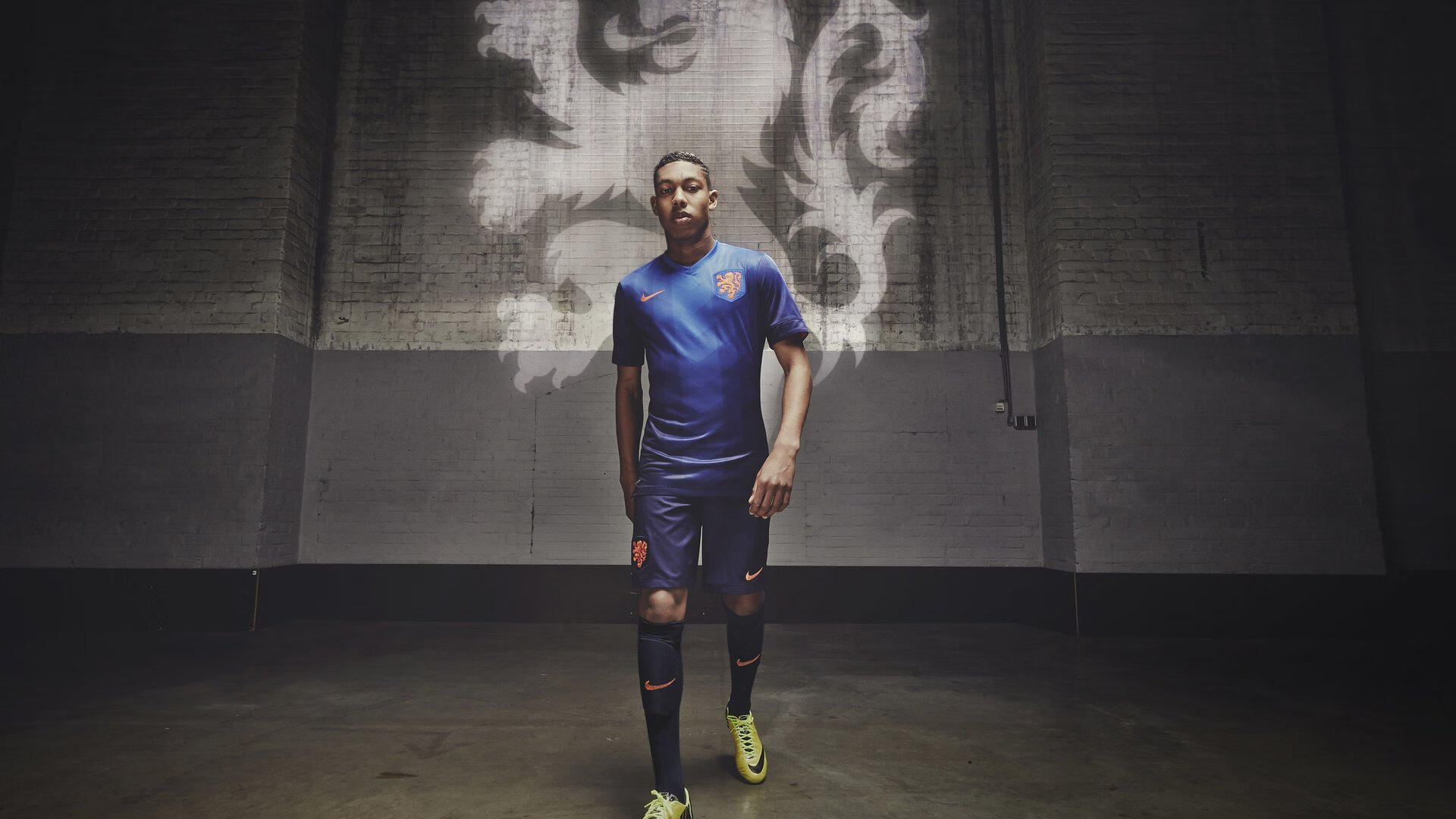 法比尼奥状态火热，美国力克乌拉圭背后的战术密码