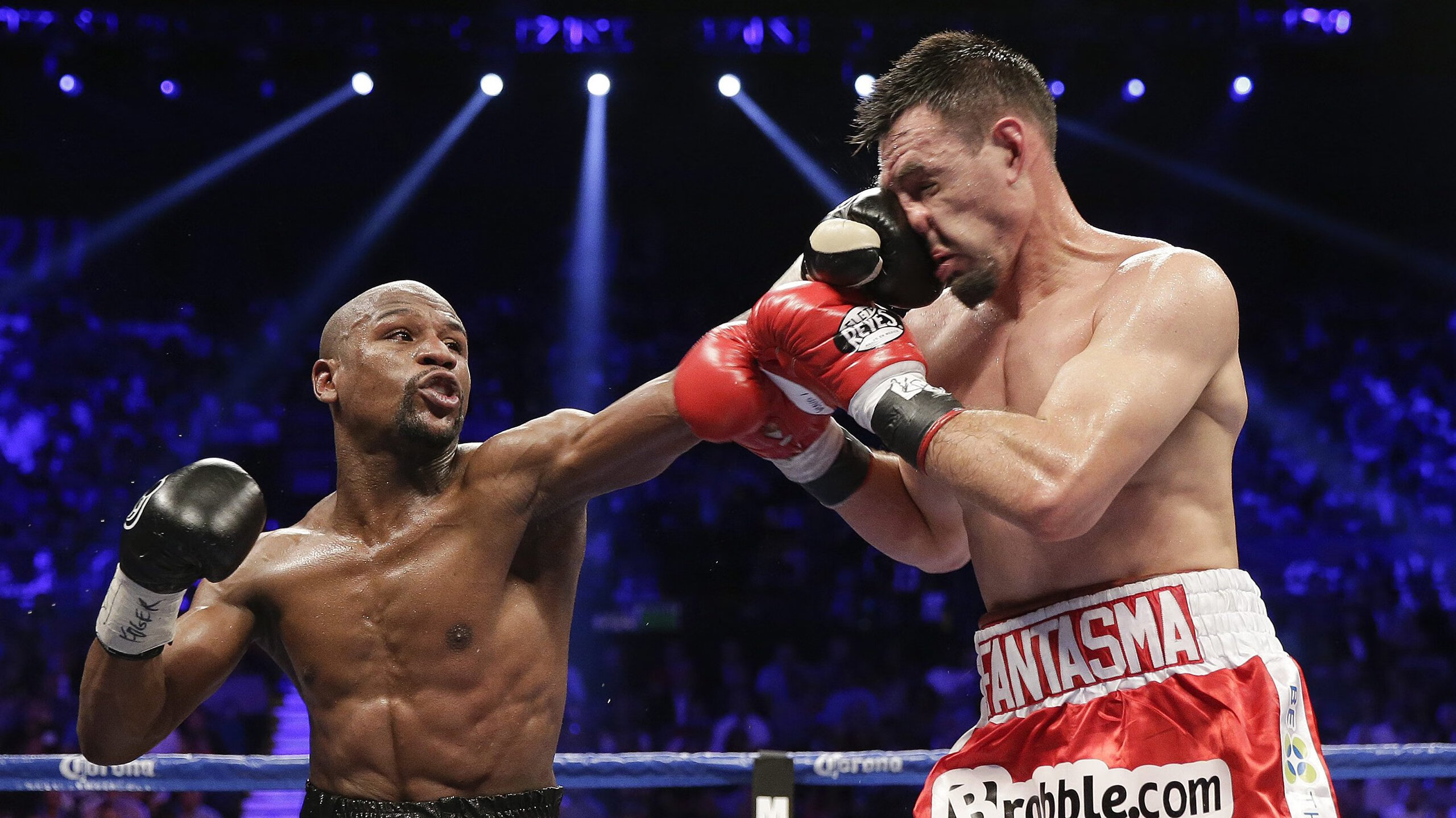 奥恰洛夫独取两分,德国队3-0完胜法国队展现团队统治力